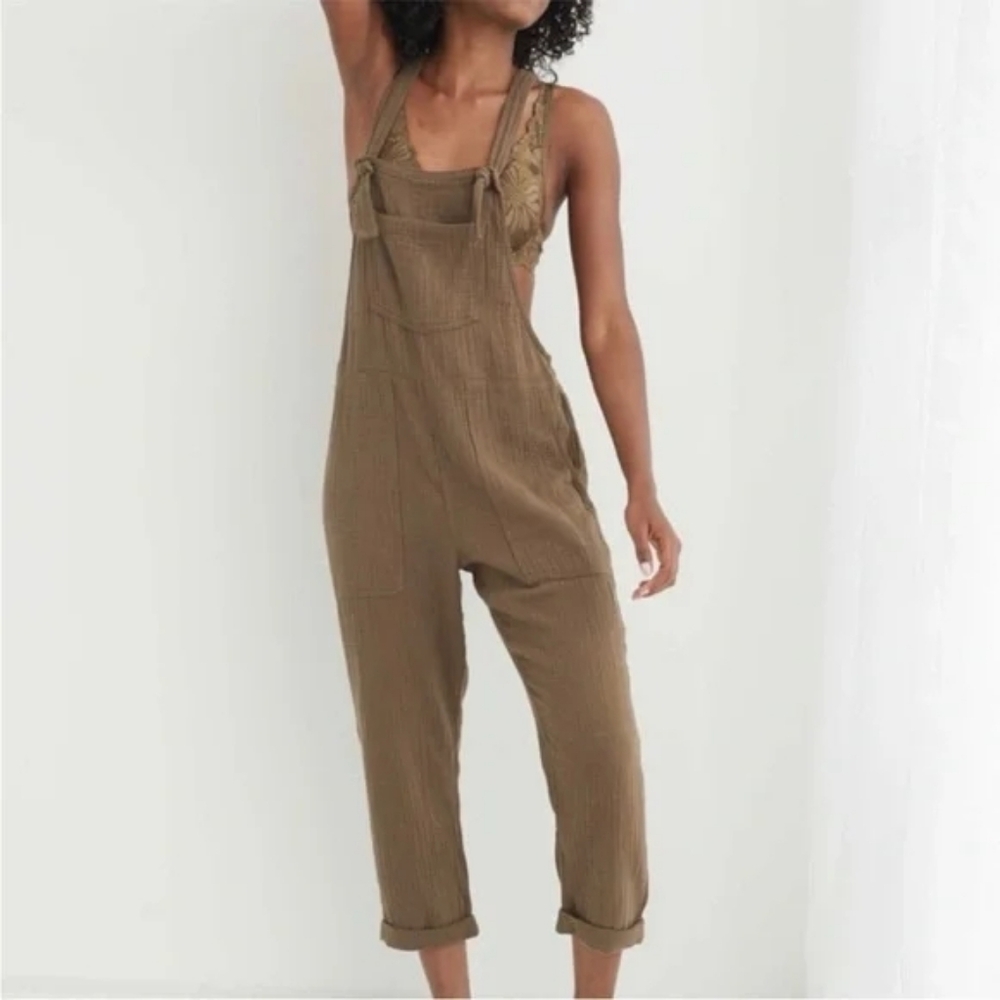 Aerie Lightweight Rolled Leg Gauze Cotton Tie Knot Overalls Size M